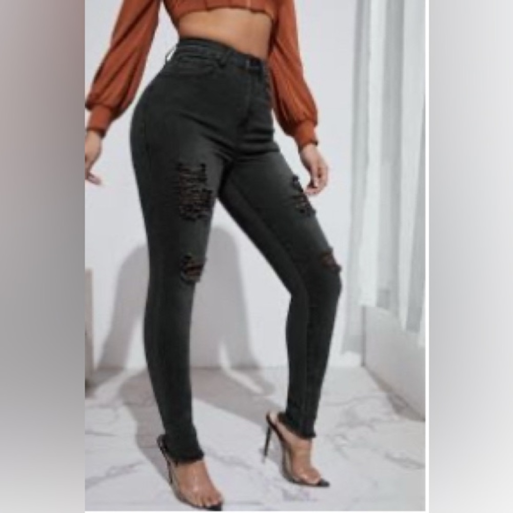 5/$25 SHEIN SXY High Waist Ripped Raw Hem Skinny Jeans 28